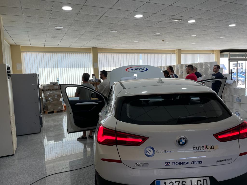 ADSerca's tweet photo. Formación de BMW X2 de la mano de @grupeina 

La pasada semana nuestros clientes acudían a la formación técnica que realizamos para conocer más en profundidad las características del BMW X2, un SUV compacto que está siendo un éxito de ventas en el mercado.

#formación #curso https://t.co/A6o8I7BaDu
