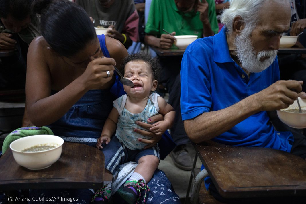 RafaelFontana's tweet photo. Eu me recuso a acreditar que 57 milhões de brasileiros querem viver como os venezuelanos. https://t.co/8XjACYr0Ge