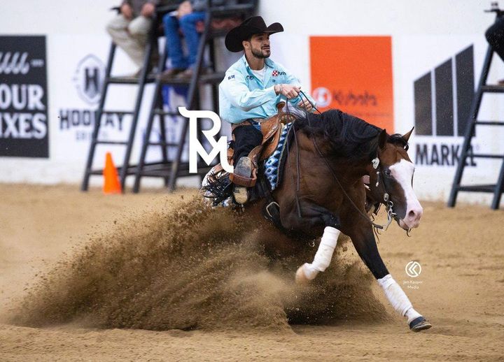 RunMillion's tweet photo. All the way from Italy! Mirko Midili &amp; 'MayTheForceBeWhizYou' for owner Janice Laney in the $150K Open Shootout! 🌟
#tetonridge #therunforamillion #trfam #lasveags #ncha #nrha #nrcha #aqha #apha https://t.co/84EIiE0X1d