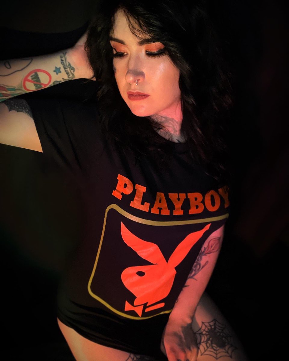 cloudydeaddoll's tweet photo. Happy October
#nyxcosmetics #nyx #makeup #glamour #beauty #model #alternativegirl #alternativemodel #goth #gothic #gothgirl #gothmodel #gothicstyle #fashion #selflove #selfie #photography #picoftheday #metalgirl #tattoomodel #girlswithtattoos #calimodel #spookyseason #playboy https://t.co/fzBIHS4lf7