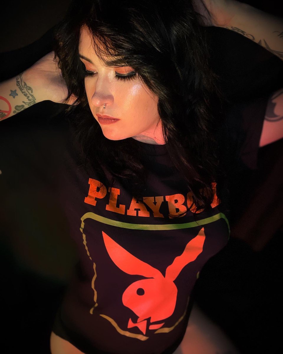 cloudydeaddoll's tweet photo. Happy October
#nyxcosmetics #nyx #makeup #glamour #beauty #model #alternativegirl #alternativemodel #goth #gothic #gothgirl #gothmodel #gothicstyle #fashion #selflove #selfie #photography #picoftheday #metalgirl #tattoomodel #girlswithtattoos #calimodel #spookyseason #playboy https://t.co/fzBIHS4lf7