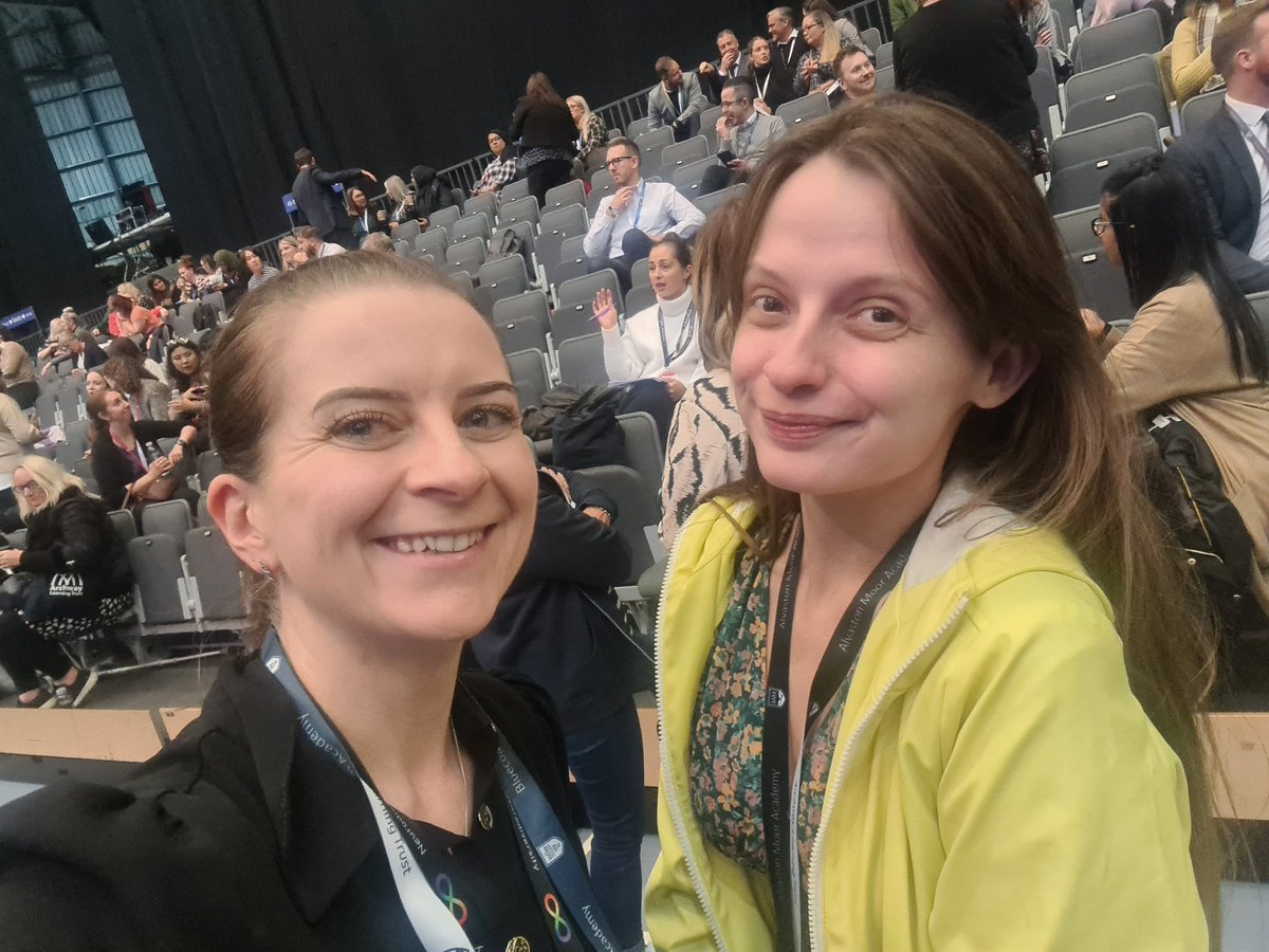 katielroper's tweet photo. What a lovely surprise, at #ALTFEST today, to bump into one of my former pupils, from a class I loved teaching. She's now a teacher too!

I feel OLD, but it was great to see you, Kelsey 😊 https://t.co/RdEdFbhBJl