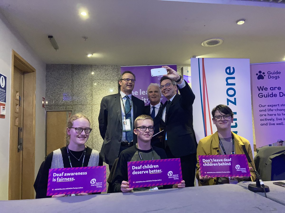 We’re all agreed that politicians need to hear more from young people! Visiting schools is the best bit of the job according to <a href="/DesmondSwayne/">rt hon Sir Desmond Swayne TD MP</a> Lovely to have <a href="/peter_aldous/">Peter Aldous</a> MP join us too. Well done Toby, Dan and Neve 👏 #CPC2022 #SENDReview #SENDInTheSpecialists