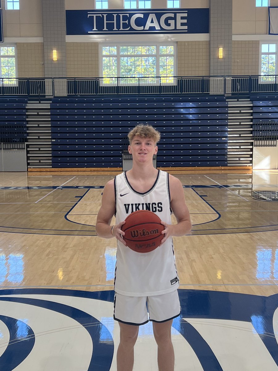 RyanLuttrell4's tweet photo. After a great visit, I’m blessed to receive an offer from @BerryMBB_!! @TMarkwith14 @GTScott717 @MickHedgepeth @PopeBasketball https://t.co/ukNU5Ki13G
