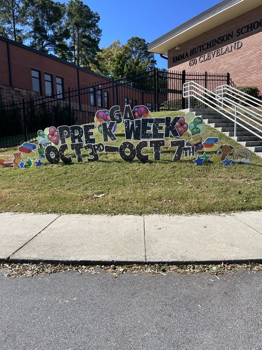 APSTamayaJones's tweet photo. Day 1 of #GaPreKWeek 💙💛 https://t.co/DkLMw514kH