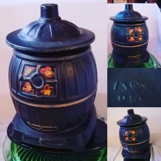 DWedgeCreations's tweet photo. #etsy shop:McCoy POTBELLY Stove,COOKIE Jar https://t.co/ewPcW7h502 #mccoycookiejar #orangeflames #potbellystove #potbellystovemccoy #mccoy #biscuitjar #pottery #cookiejar #mccoypottery #mccoyusa #paintedflames #signedmccoy #jar #midcentury #gift #artdeco #artware #art https://t.co/1fPgJfJ1dm
