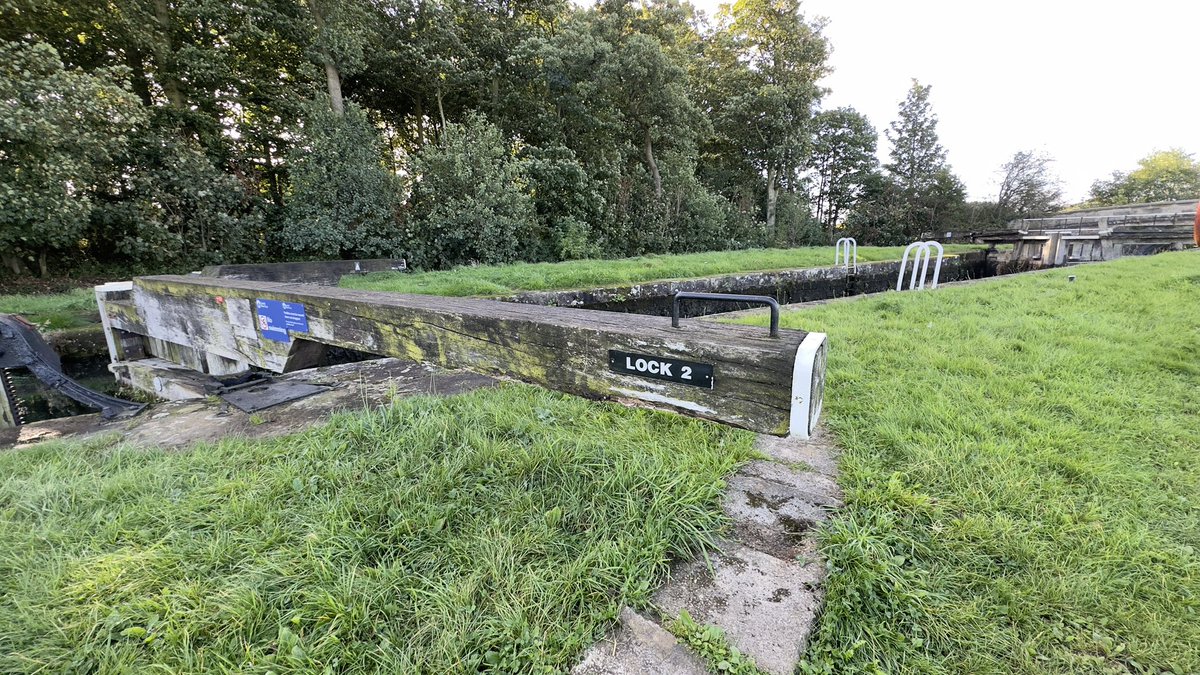 NarrowboatToffe's tweet photo. Lock 2 Glasson branch Lancaster Canal https://t.co/m26lThhlO4