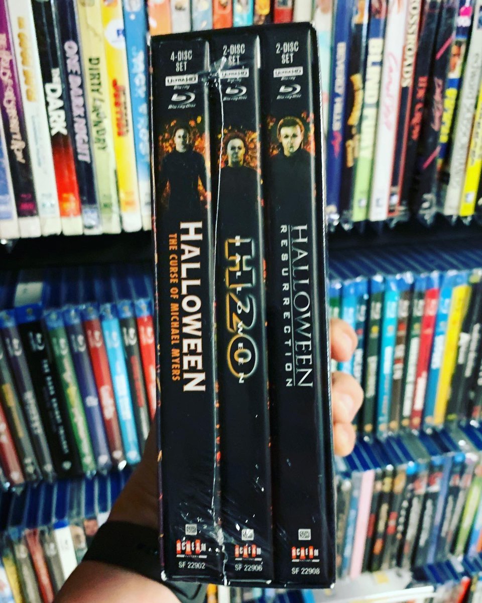 BasementBlus's tweet photo. I received my order from @Scream_Factory for the #halloween #4kultrahd #bluray collection featuring the films from 1995-2002. The #slipbox isn’t bad, but those inside cases with matching artwork are 🔥🔥🔥. I also got three great posters with the artwork on them. https://t.co/PmP6TTIRBp