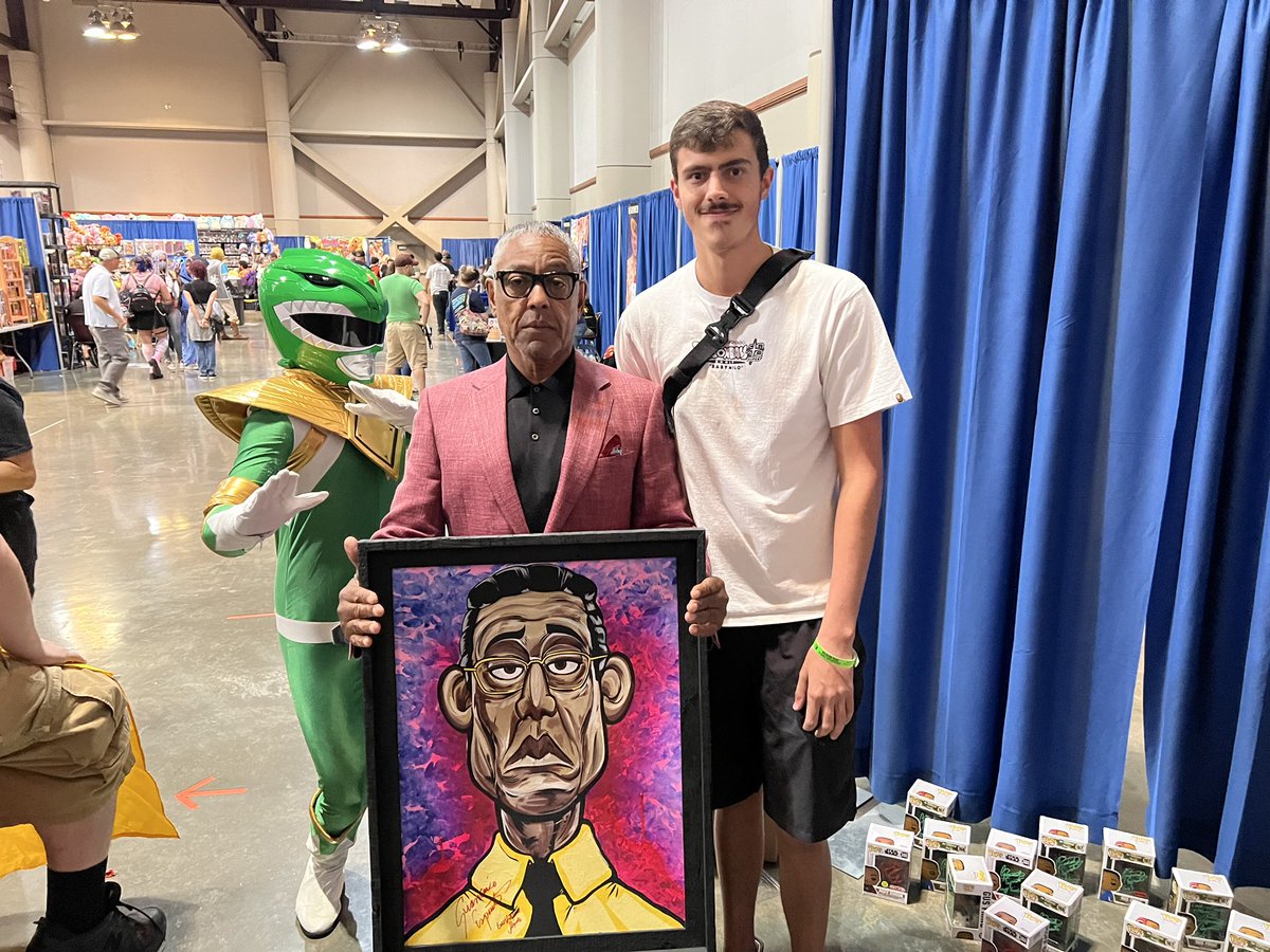 quiethandfilms's tweet photo. Hats off to @LAComicCon! 😉🎩 You guys rock!!! 

#LACCLFT #LouisianaComicCon #LAComicCon https://t.co/OpSwoY9mDR