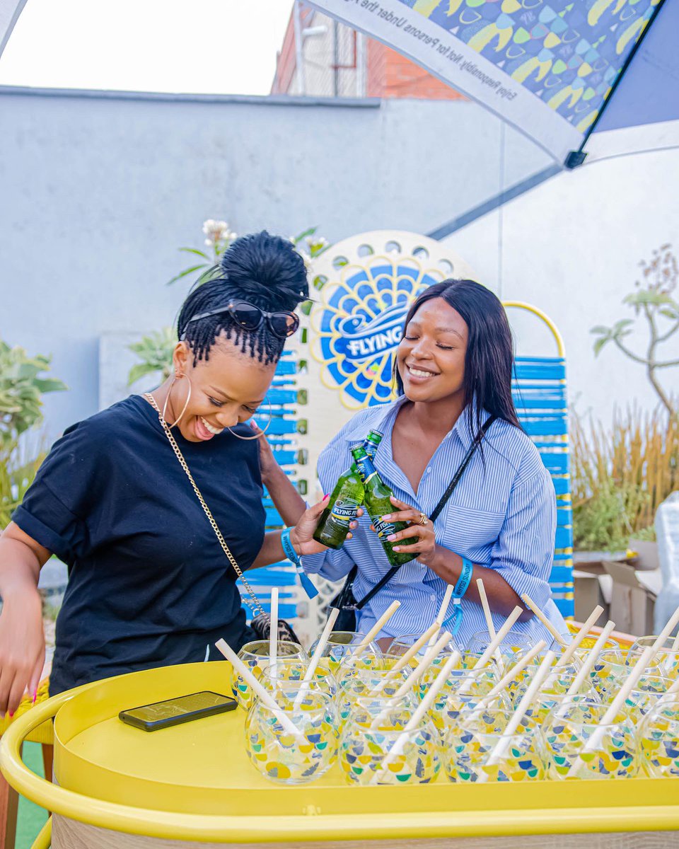 whysogroup's tweet photo. Fun in the Sun ☀️ #WhysoSundays [THREAD] https://t.co/63TkiOmcjC
