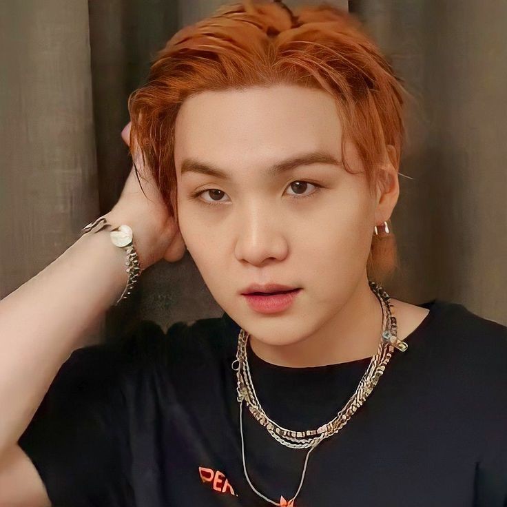 ikingtanboyss's tweet photo. Bende böyle katılıyım dedim foto güzel değil pek ama olsun xjsodjxdh
#ARMYSelcaDay https://t.co/4f3JcYp7kL