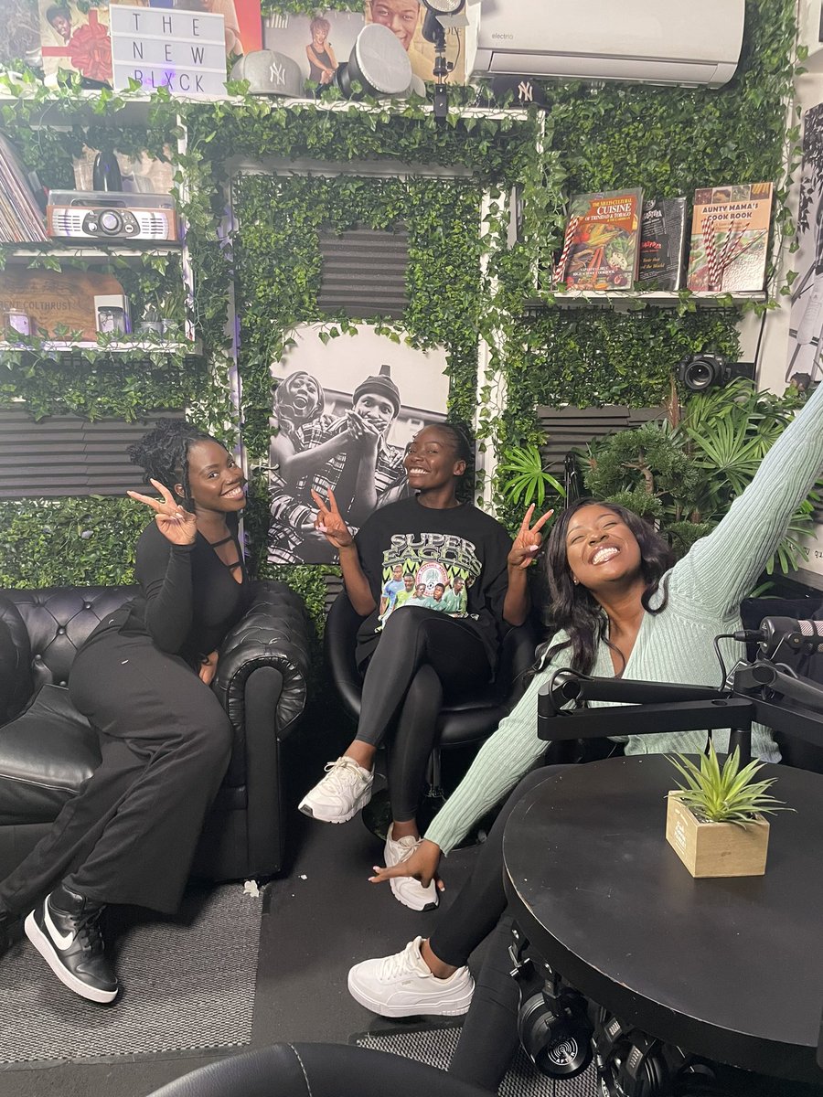 NoShadePod's tweet photo. New episode out now feat. @YemiOgunmefun 💕 Listen here https://t.co/yhWm8nAknG #noshadepod #noshadepodcast https://t.co/6v0NUv9hqP