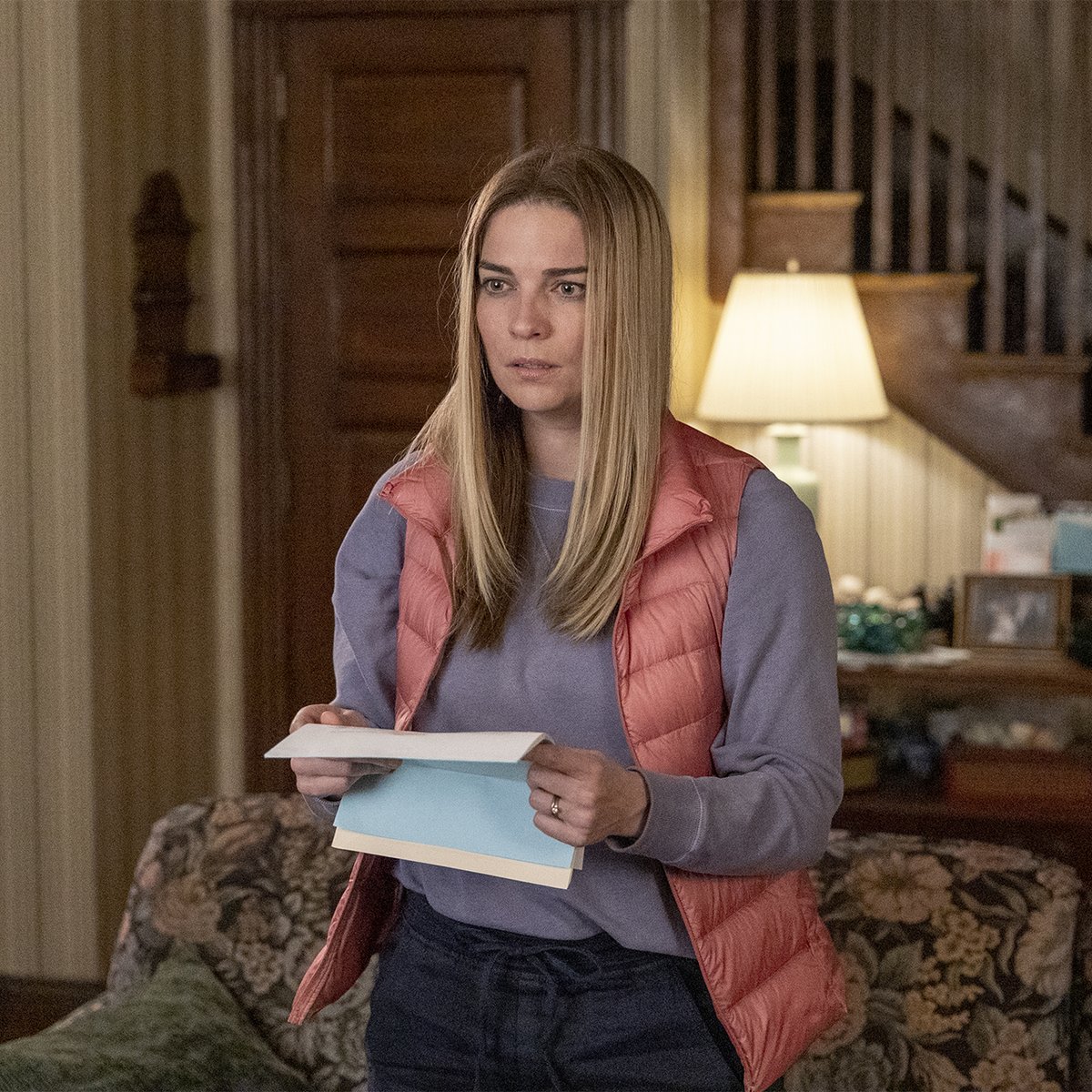 That letter is actually from us, reminding you that there's only an hour left until tonight's new #KevinCanFHimself.