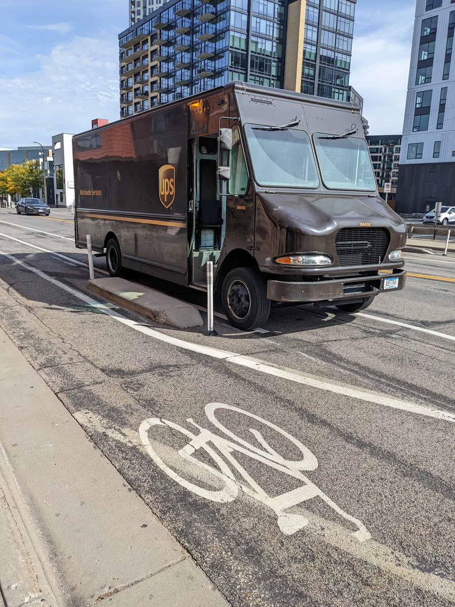 BenZvan's tweet image. Big thank you to this @UPS driver for not parking in the bike lane.