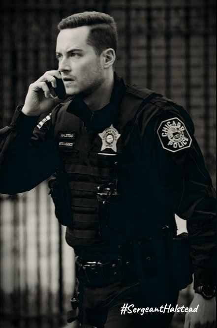 Karen_5021g's tweet photo. #JesseAppreciationWeek
I know, #SergeantHalstead is just a wishful thinking but it would #RespectJayHalstead and an acceptable exit! (Not that I want an exit at all...)
#ThankYouJesse
#GratefulForJesse
#JayIsTheHeartOfCPD
#WeLoveYouJesse
#Upsteadforever https://t.co/WmdQSalZnP