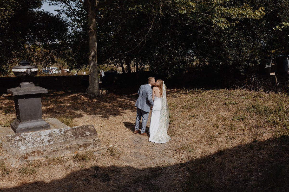 lucycurtis_'s tweet photo. The most wonderful first month wed ✨ @suzanneneville https://t.co/LgryeIXSAD