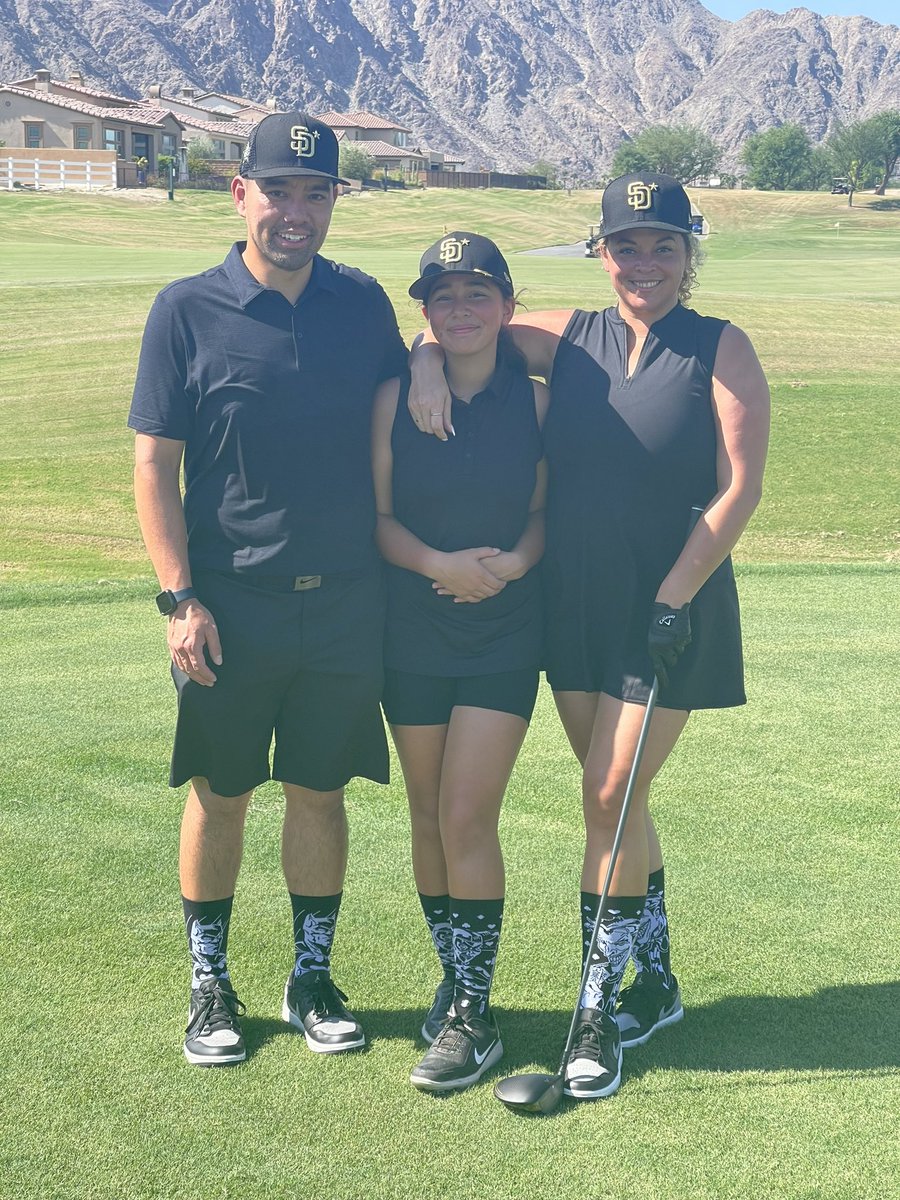 minhdnguyen's tweet photo. @AugustaGolfGirl That was my wife, @linzash25, daughter, @TheZoeyNguyen & I yesterday at @PGAWESTGOLF Nicklaus Course #TeamCallaway #GoRogue #Epic #Apex21 #1PutterOnTour
Scripting:
- #LFGSanDiego @NewEraCap @Padres 🧢
- @stance @DCComics 🧦
- @Jumpman23 @nikegolf Air Jordan 1 Low Shadows 👟 https://t.co/XpcycDzGnr