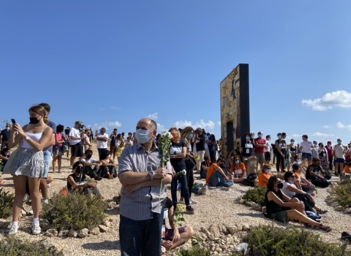 Many things have changed since the last 3rd of October in Lampedusa (the Day of Memory) but @uclg_org ‘s commitment with dignified human mobility remains steadfast #NotABorderTale #LampedusaCharter

youtu.be/vq-MMLwkxjo