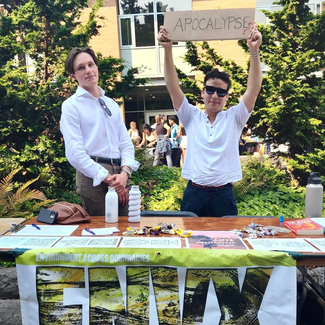 Lewis & Clark College tweet media