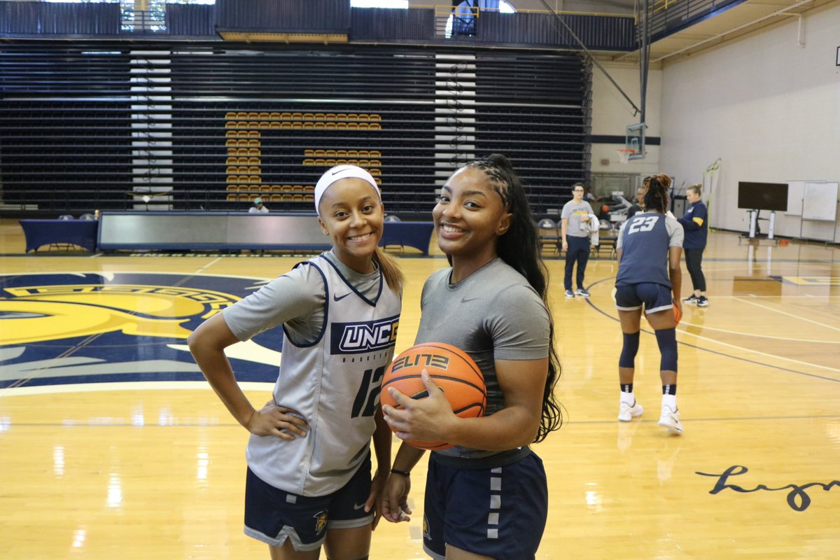 UNCG WBB tweet media