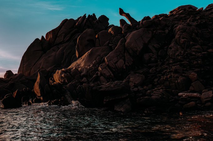 Italy 😍 #sunset #italy #mountains #island https://t.co/D37AeeBWO1<a href="/tag/sunset"class="tags">#sunset</a><a href="/tag/italy"class="tags">#italy</a><a href="/tag/mountains"class="tags">#mountains</a><a href="/tag/island"class="tags">#island</a>