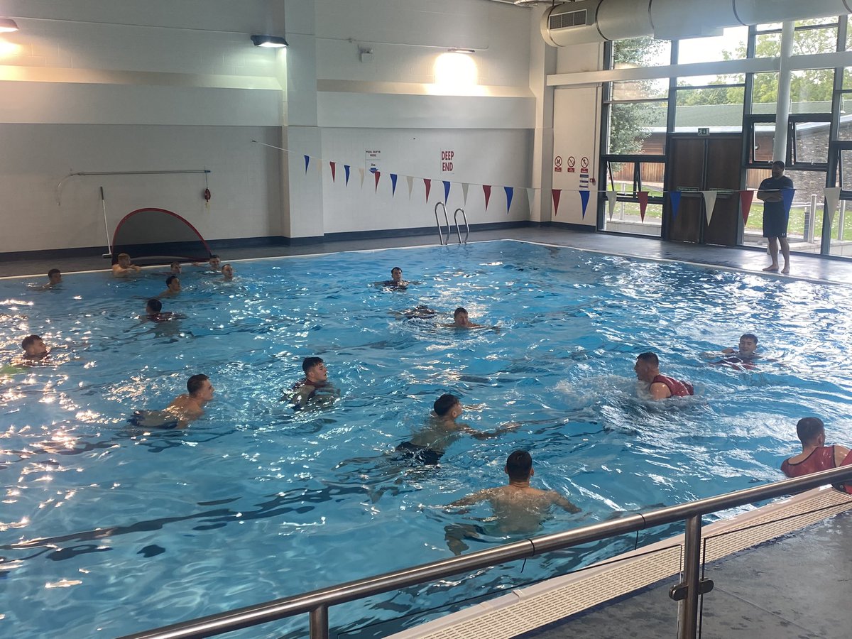 RAFFootballMDS's tweet photo. Excellent day at Garats Hay, with the @RAFFootballMDS. Fantastic facilities, getting ready for a fixture on Wednesday PM. @RAFFootball https://t.co/lo4VbGu7t1