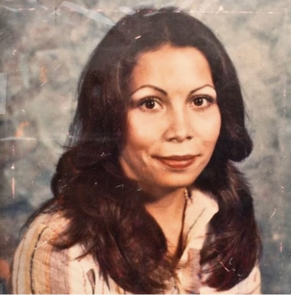 On the 46th anniversary of the Hyde amendment, we remember Rosie Jimenez, it's first victim. 

Unable to access the abortion care she needed, Rosie died from complications a few days after Hyde’s implementation in 1976. #BeBoldEndHyde #RosieJimenezPresente