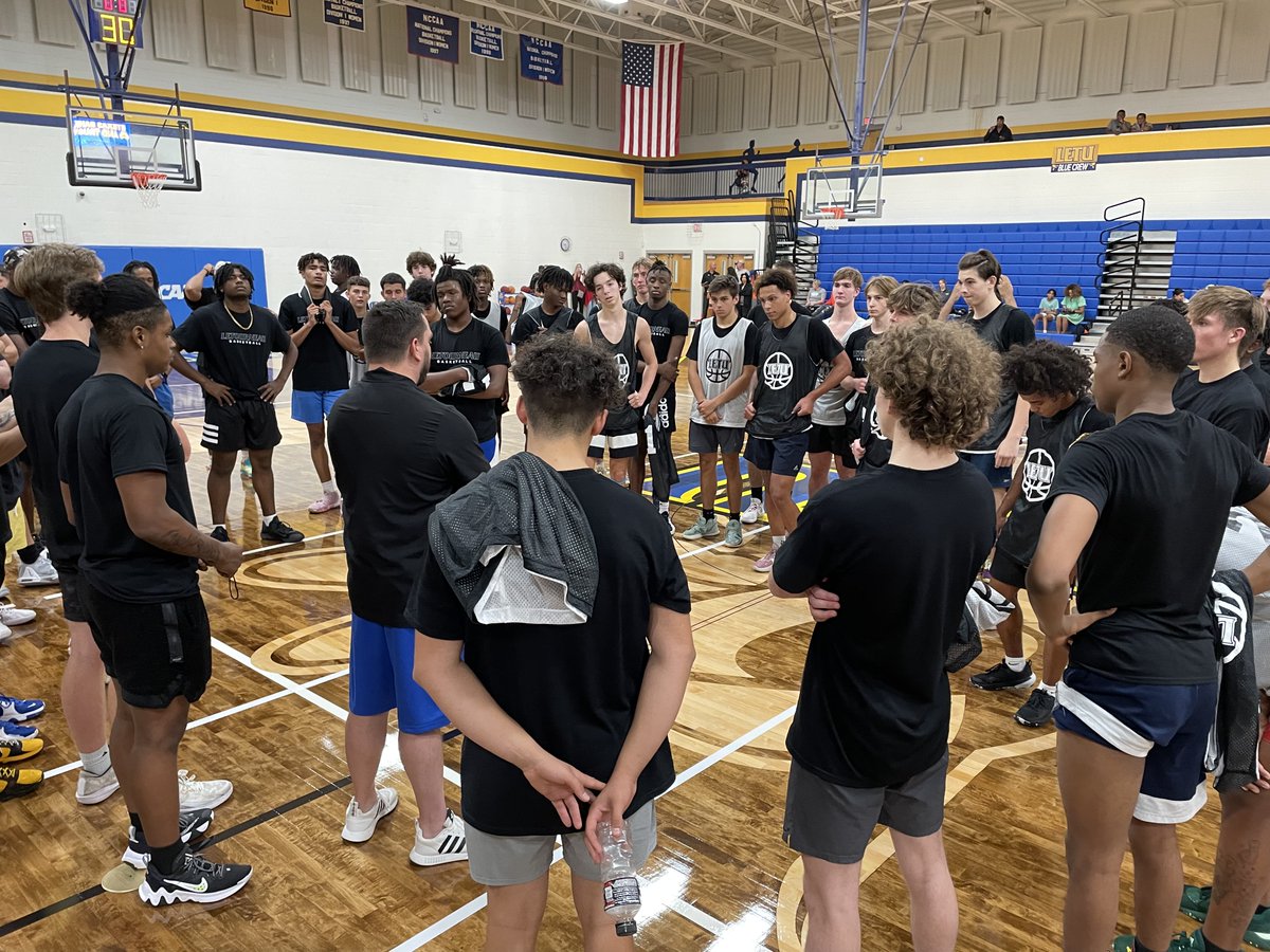 LETU Elite Camp 2022 was a big-time success ‼️
Appreciate everyone who came out &amp; balled out!

Excited to get our own season going, but really excited to get on the road to watch these guys play for their high schools! 

A lot of names added to our list! 

Who's next ⁉️