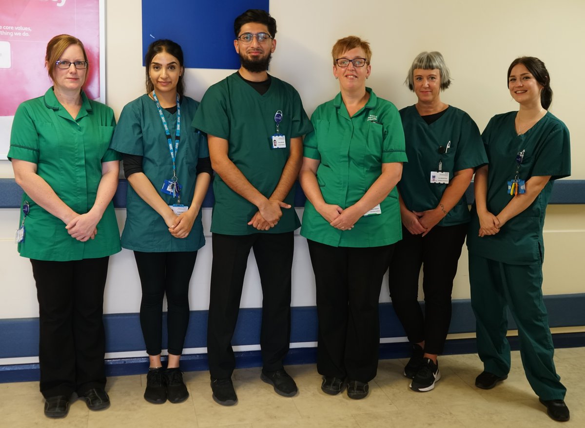 KettGeneral's tweet photo. Today we are launching the Dedicated Ward Pharmacy service on Coronary Care Unit, Harrowden A &amp; Harrowden C. Each ward has a dedicated pharmacy team, each team is made up of a pharmacist &amp; a Medicines Management Technician delivering a gold standard Pharmacy Clinical Service https://t.co/AJ7FsEDpzm