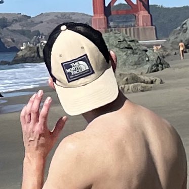 northfacehoe's tweet photo. #NewProfilePic https://t.co/Ifxd6D4iIE