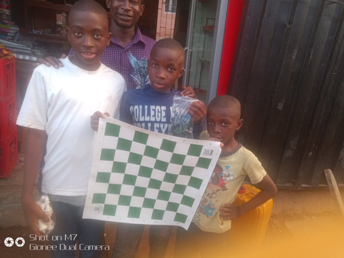 @thegiftofchess Got the chance to do my part in distributing @thegiftofchess to some kids today, really looking forward to grooming fascinating strategist . #chesschamps #Chesscomglobal #chessdrama