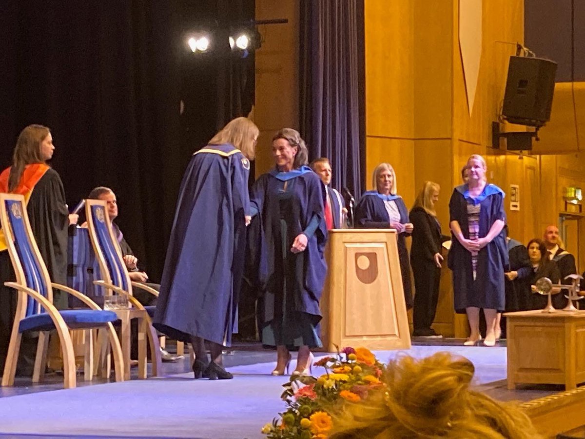 BexPlunkett's tweet photo. Brilliant graduation! @OpenUniversity #oufamily https://t.co/bPS0YW1YUp