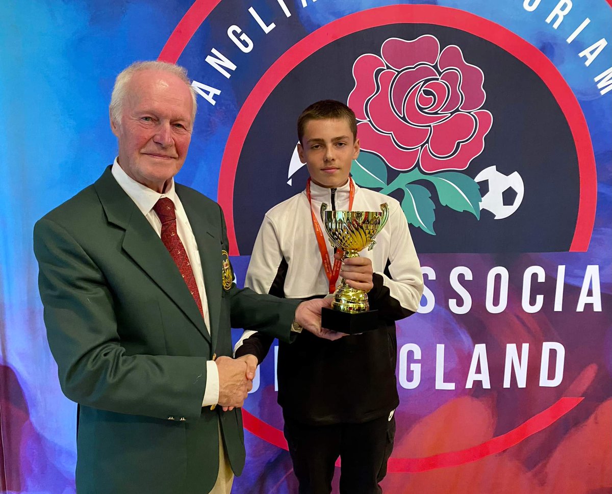 🏴󠁧󠁢󠁥󠁮󠁧󠁿 Total Produce National Tour 2022 🏴󠁧󠁢󠁥󠁮󠁧󠁿

⛳ Tour Championship (FIFG100)
📍 Oldham Golf Club  

Junior
🏆 Kyle McGreechin

Trophies sponsored by <a href="/TargetFuels/">Target Fuels & Machinery</a> 💪

Leaderboards 👇
golfgenius.com/pages/81557611…

PUTTING ⚽️⛳️ 🥇
fgaengland.com