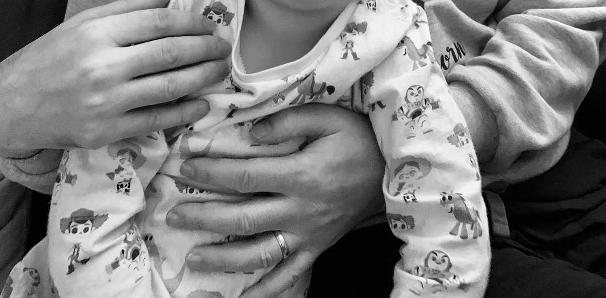 widow_waiting's tweet image. Today’s #WeeMoments: a (much-needed) lie-in, a late lunch of charcuterie &amp;amp; crusty bread, teatime cuddles on the sofa with 4. 

#AnticipatoryGrief
#TerminalCancer