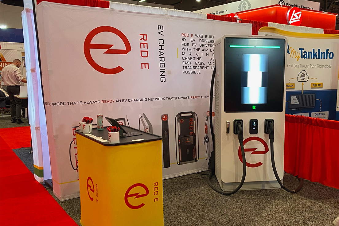 autelenergy's tweet photo. Come see the Autel MaxiCharger DC Fast today and tomorrow at the @NACSonline Show in Las Vegas!
Head to the Red E Charging booth #7352 to see it in action.
Learn more about the #MaxiCharger DC Fast at https://t.co/Se5HcM43pw. https://t.co/nX0nWzIXjn
