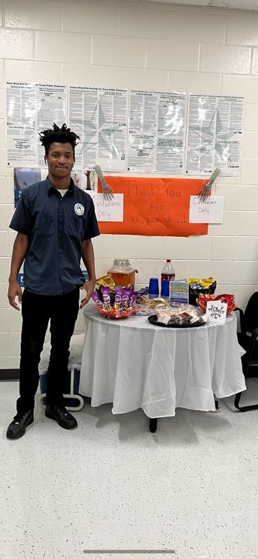 Bookens1970's tweet photo. BCJH appreciates our custodian staff! #BFND #BelieveInBCISD https://t.co/xkdnNInOjh