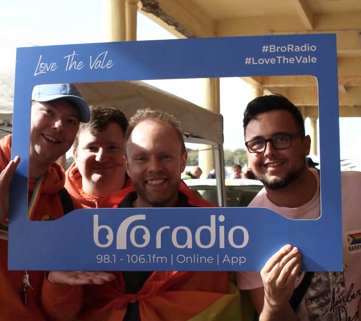 Love this photo down at <a href="/Barry_Pride/">Barry Pride</a> with the <a href="/BRORADIO/">Bro Radio</a> frame ❤️🏳️‍🌈
