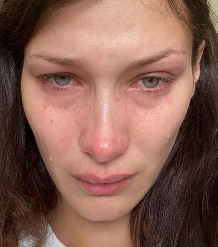 blusmarine's tweet photo. october 3rd and i’m already broke… being an it girl is so expensive https://t.co/cxTCJQX9NV