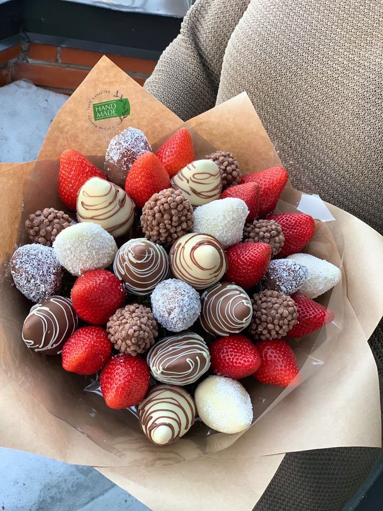Strawberry 🍓 bouquet.