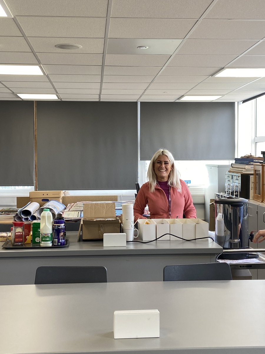 Lovely to meet our new members today at our first coffee and catch up of the year. An amazing turn out of 24 people! If you haven’t signed up to be a member of our society, here is the link: hertssu.com/your-opportuni…