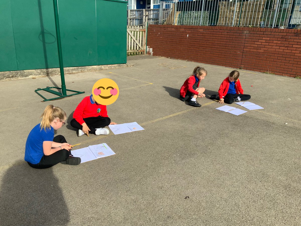 spseallan's tweet photo. A lovely morning spent sharing and listening to our story ideas in the sunshine. 📝 ☀️ @SofryddPrimary https://t.co/9JHuFvEJ6o