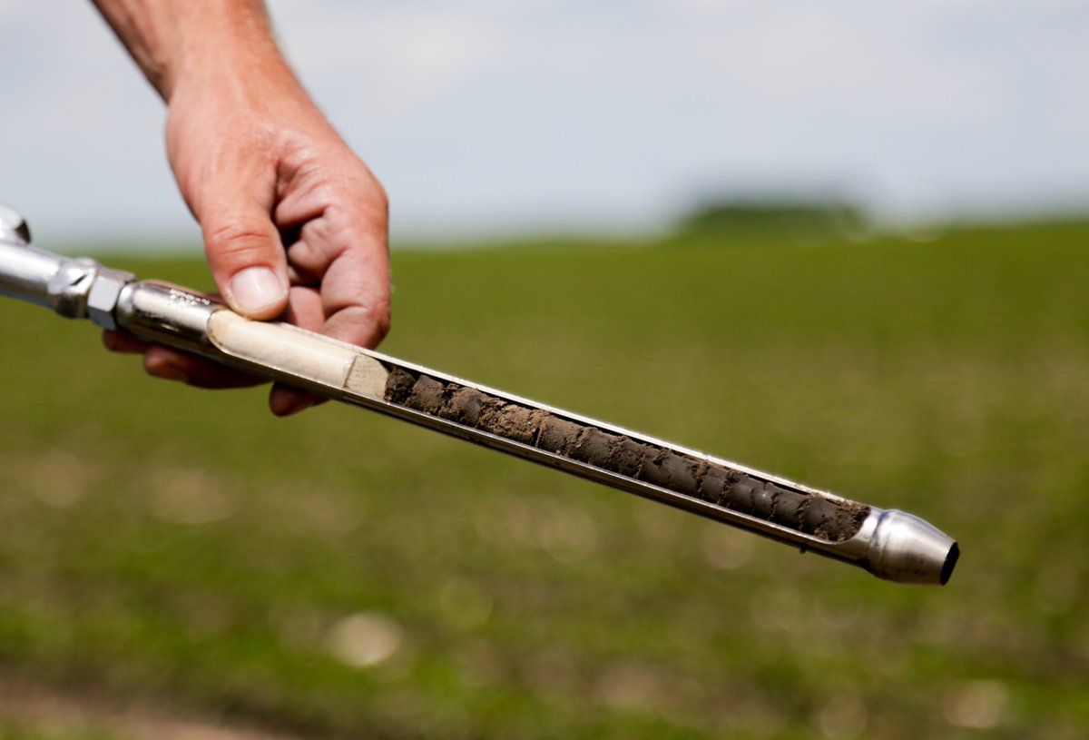 soilsampling's tweet photo. Today is #FertilizerDay - As an independent service provider the information we gather is essential for helping make critical decisions in crop production. Soil sampling =  wasting less fertilizer &amp; money. https://t.co/Hf8LgcDFwl