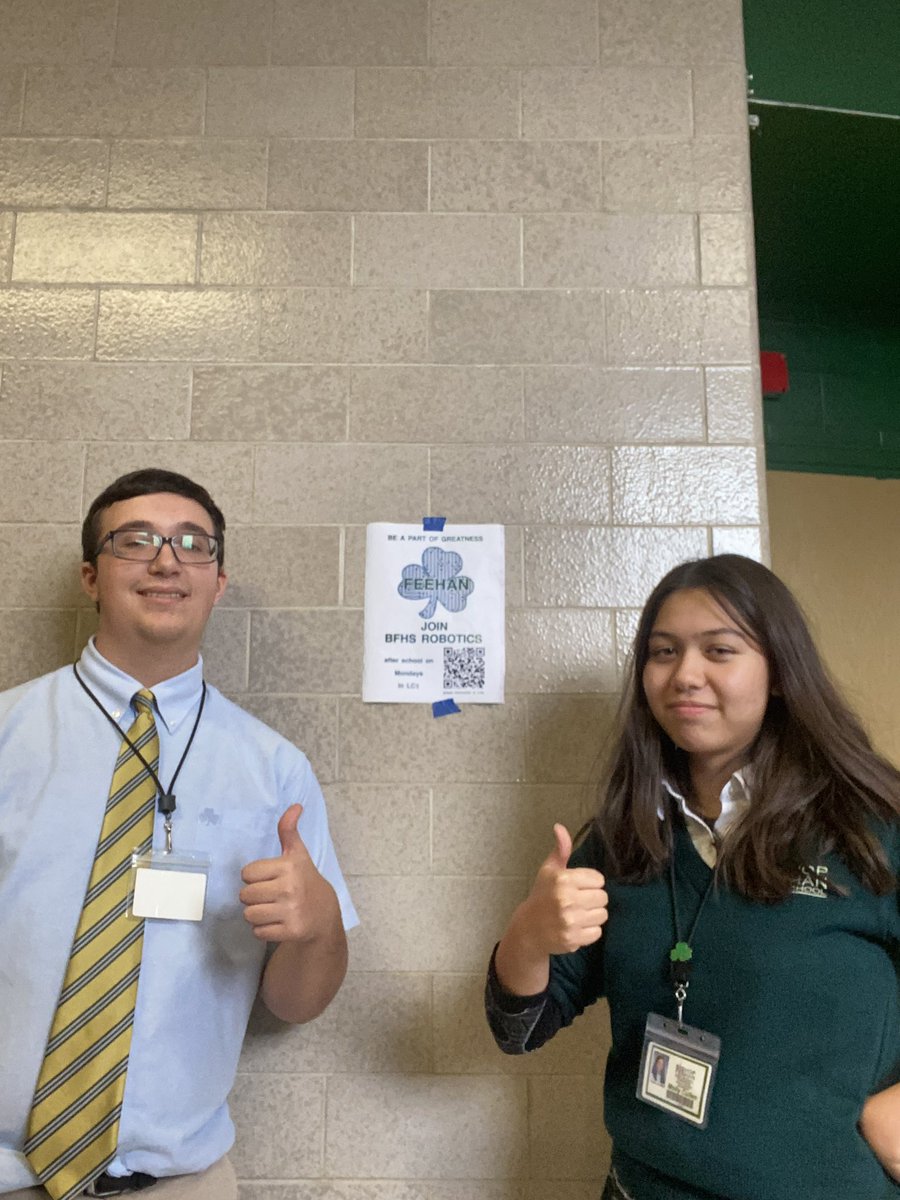 FeehanRobotics's tweet photo. Setting up the posters!! https://t.co/qT9ZcmAYgz