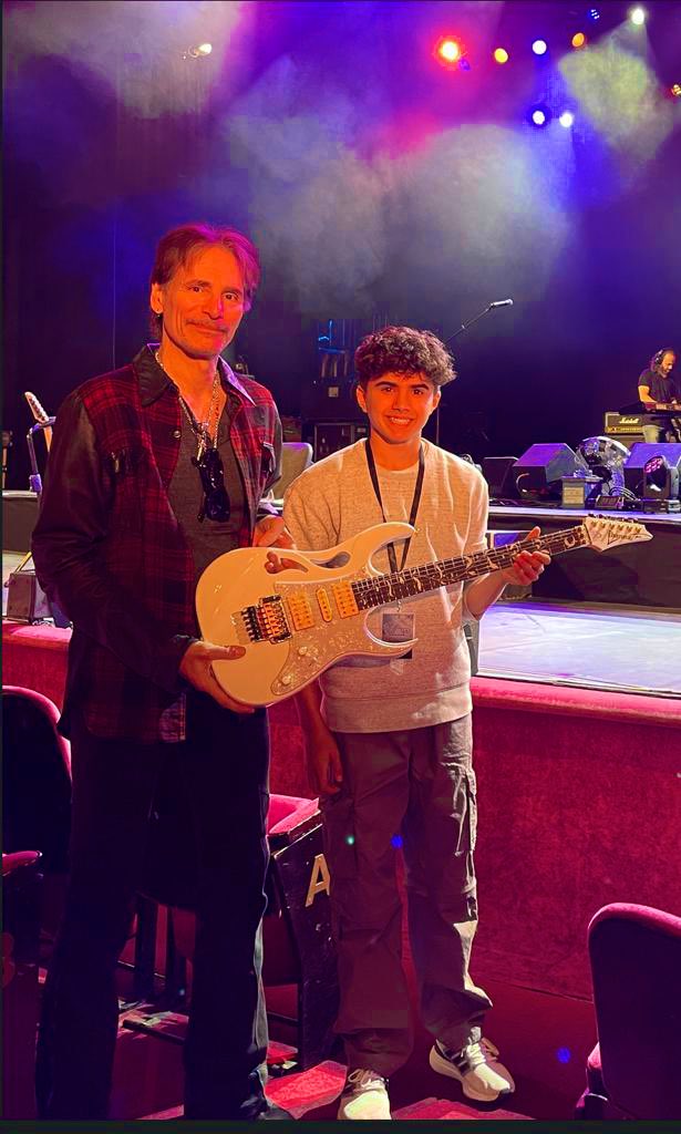 Amazing to meet <a href="/stevevai/">Steve Vai</a> for an incredible sound check and performance <a href="/LondonPalladium/">The London Palladium</a> 
 <a href="/ibanezofficial/">Ibanez Guitars</a> <a href="/stevevai/">Steve Vai</a>