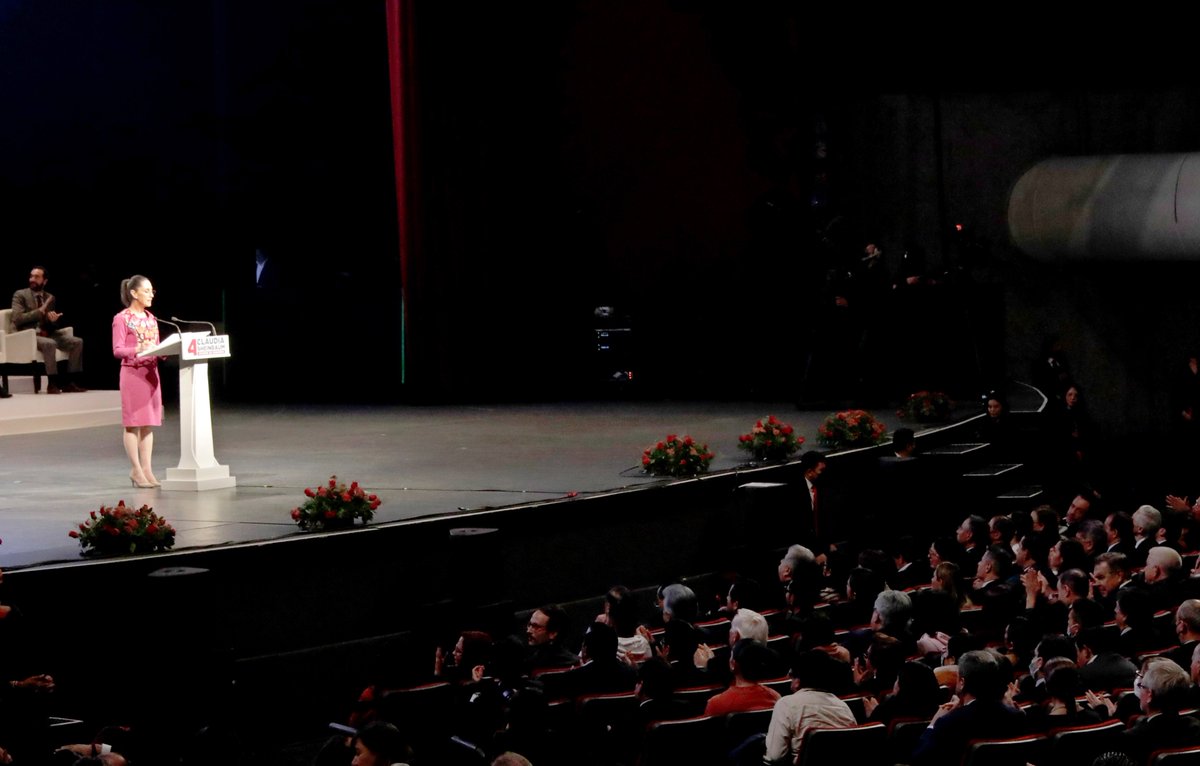 Muchas felicidades a la Jefa de Gobierno de la Ciudad de México, la doctora <a href="/Claudiashein/">Claudia Sheinbaum Pardo</a>, por los resultados presentados en su #4toInforme de Gobierno.