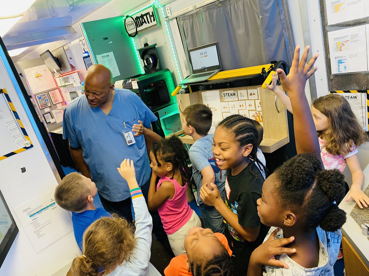 So thankful for 🔬🧪🥼💻🚛STEAM Express for allowing us hangout and learn today! <a href="/KleinISD/">Klein ISD</a> <a href="/FoxKISD/">Fox Elementary</a> #LearningLikeAFOX #PathwayToTheFuture