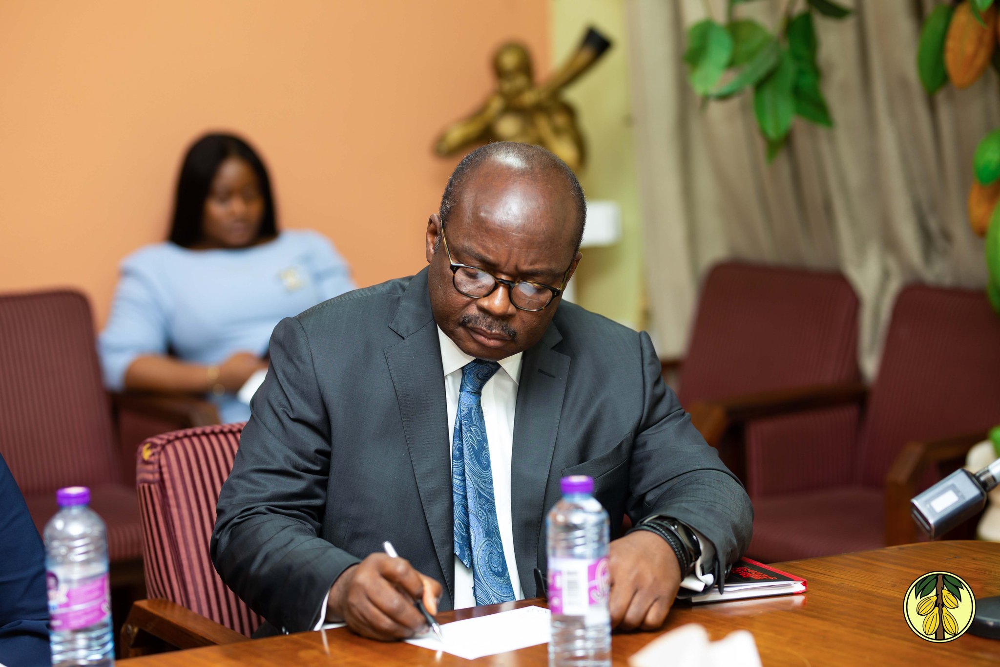 Ghana Cocoa Board on Twitter "COCOBOD has signed a USD1.13 billion