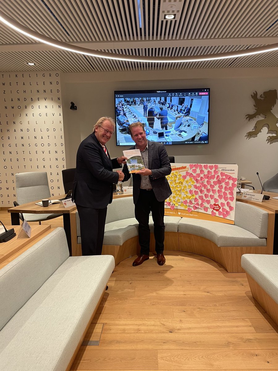 Op pad met de profielschets van <a href="/GemAlblasserdam/">Gemeente Alblasserdam</a>. ‘Een dorp groot genoeg om problemen te hebben en klein genoeg om het samen op te lossen’ aldus de profielschets. We gaan ermee aan de slag! <a href="/zuid_holland/">Provincie Zuid-Holland</a>