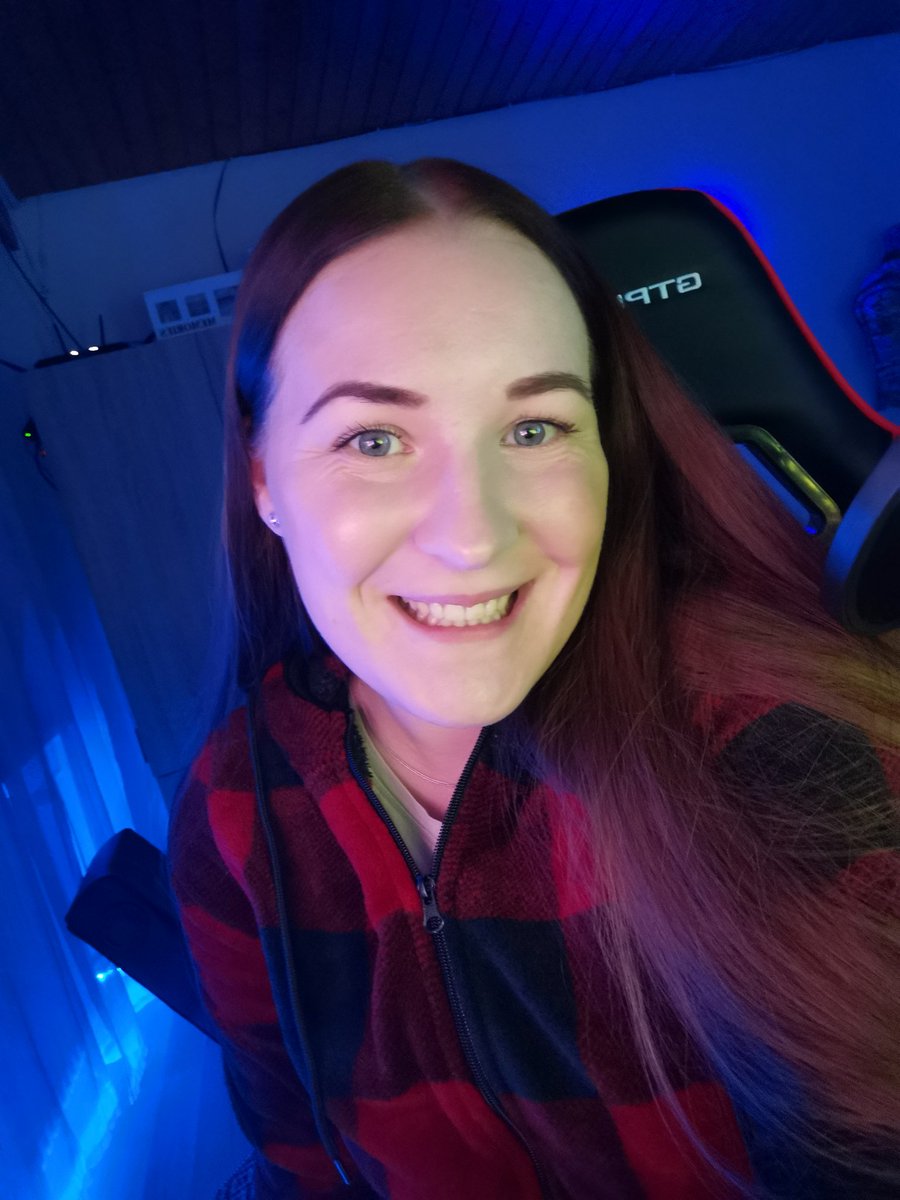 BE yourself! Everyone else is already taken! I'm ready for my stream !!! Come chat! twitch.tv/Fantasynr1 #twitch #streamer #streaming #stream #twitchtv #games #livenow #twitchsupport #SupportSmallStreams #hi #autumn #europe #germany #love #blue