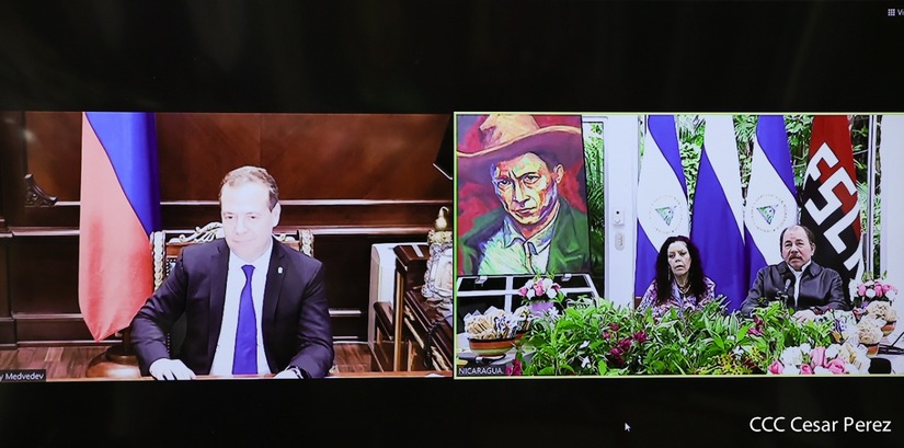La mañana de este 3 de octubre, el Presidente Daniel Ortega y la Compañera Rosario Murillo sostuvieron un encuentro virtual con el compañero Dmitri Medvédev, vicepresidente del Consejo de Seguridad de la Federación Rusa. el19digital.com/articulos/ver/…